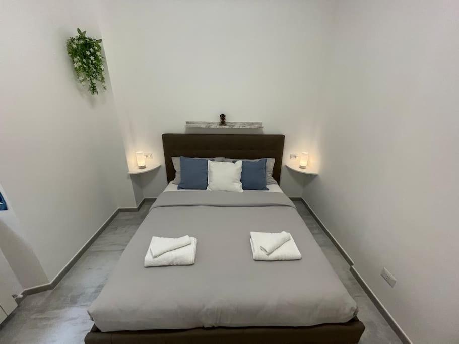 Tiny House - 15 Minutes To Duomo Apartment Milan Exterior photo