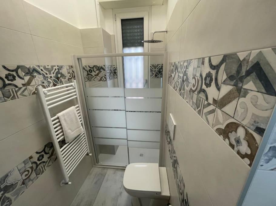 Tiny House - 15 Minutes To Duomo Apartment Milan Exterior photo